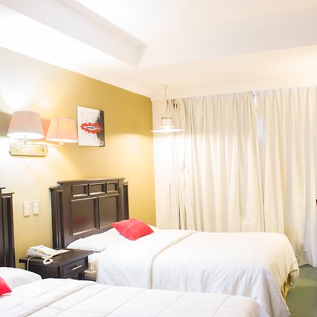 Hotel Ramada Inn Сан Салвадор Екстериор снимка