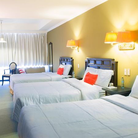 Hotel Ramada Inn Сан Салвадор Екстериор снимка